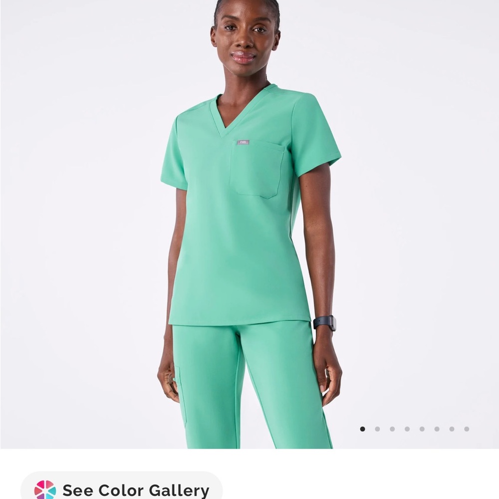 Figs Mint Short Sleeve V-Neck Top